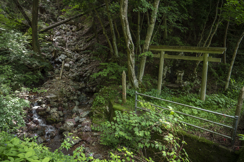 水波能売神社 園瀬川水源 佐那河内村
