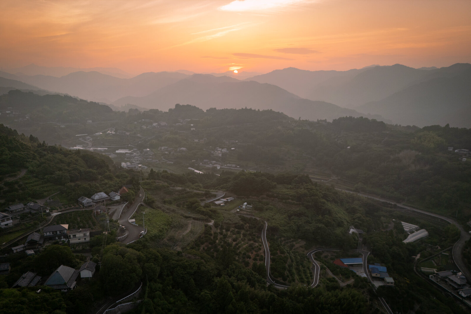 夕涼みの佐那河内村